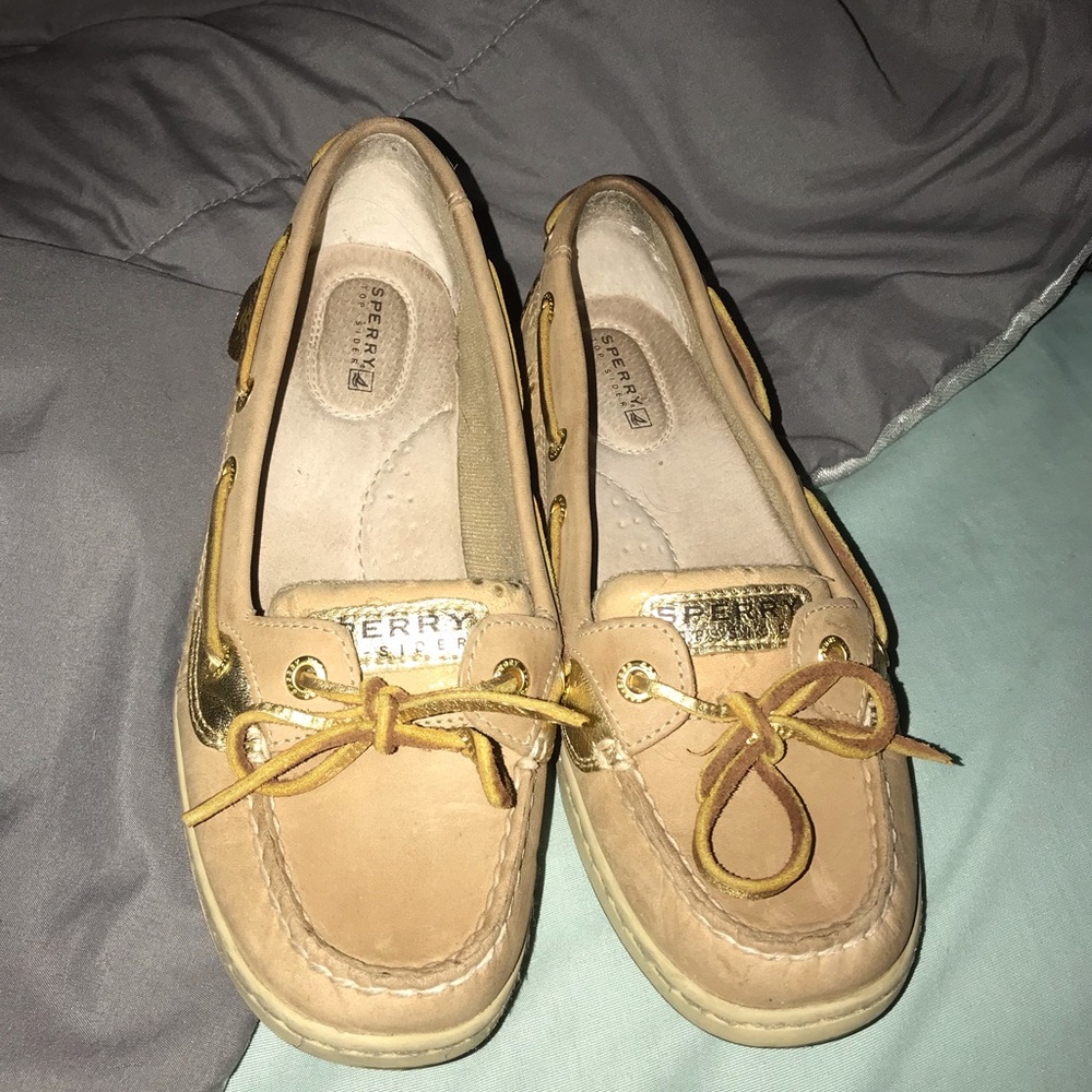 Sperrys size 7